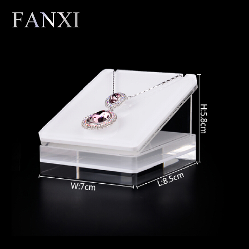 FANXI Exquisite Custom Acrylic Jewelry Ring Bracelet Necklace Display Set High Transparency Blocks Free Match Acrylic Stand