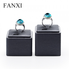 FANXI Factory Wholesale Grey Leatherette Wedding Ring Display Stand Set Countertop Custom Ring Holder