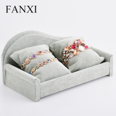 FANXI Factory Wholesale Bangle Bracelet Jewelry Display Stand Grey Ice Velvet Sofa 2 Pillows Velvet Watch Display