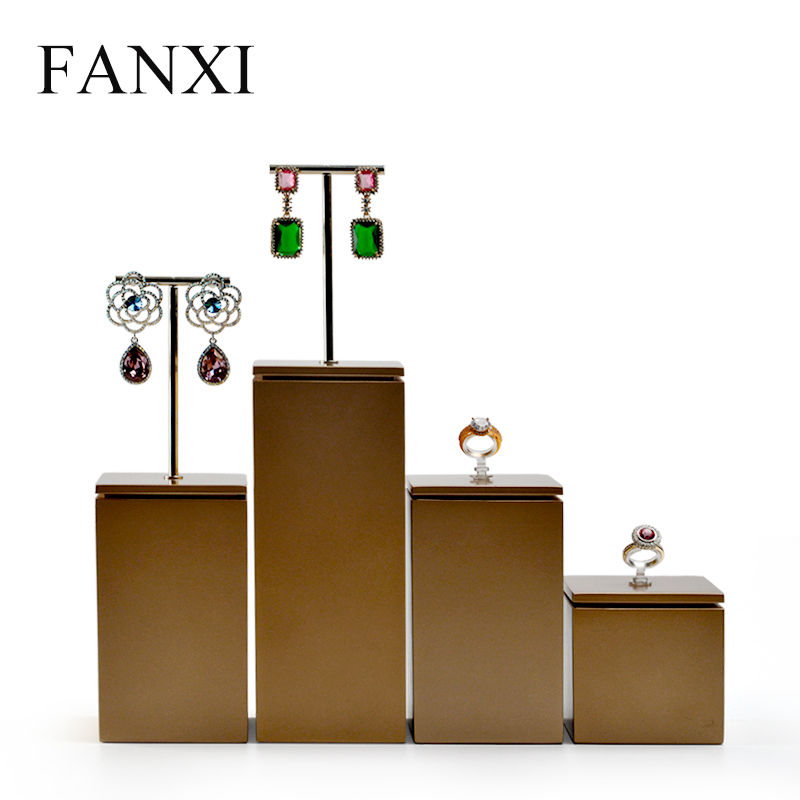 FANXI Wholesale Custom New Arrival Original Design Jewelry Display Set Ring Display Stand Earring Display Stand Wood Jewelry Display