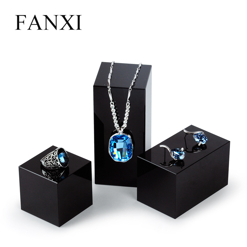 FANXI Custom Jewellery Display Organizer Luxury Black Crystal Jewelry Display Risers