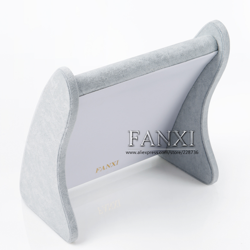FANXI Wholesale Silver Grey Ice Velvet Jewelry Display Shelf Stand 25 Ring Holders Board Ring Display Holder Stand