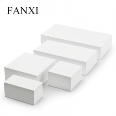 FANXI factory custom logo wood jewellery display stand set