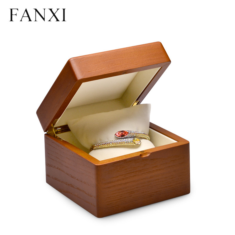 Wooden jewelry packing display box for bangle bracelet watch