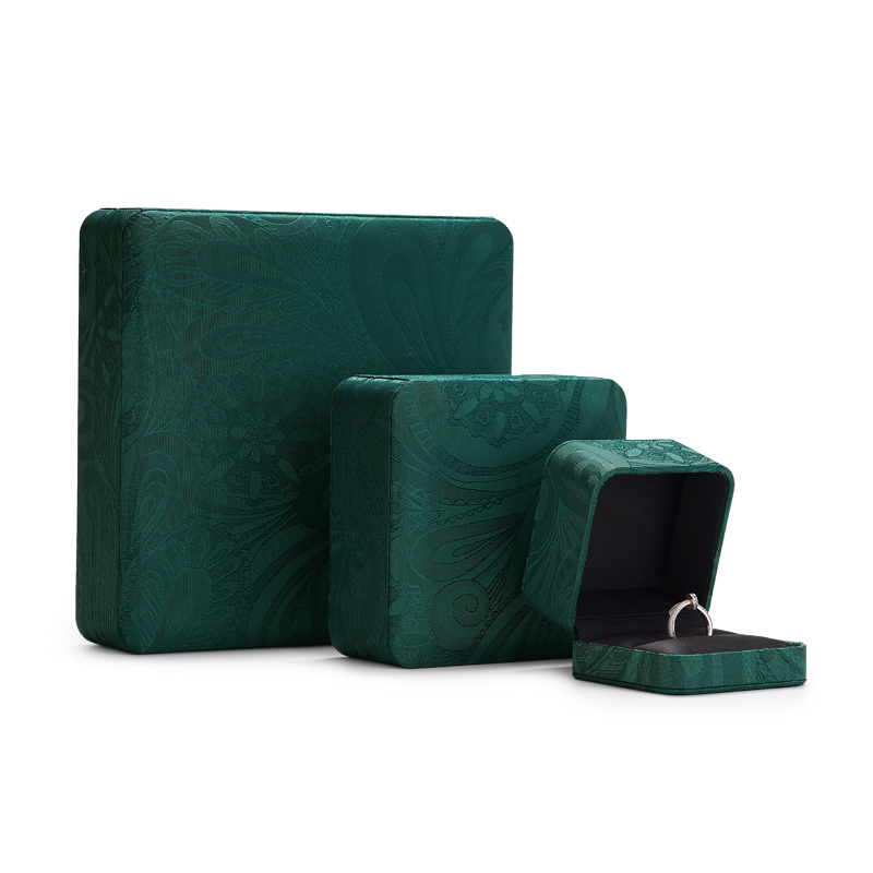 Emerald green silk jewellery packaging box