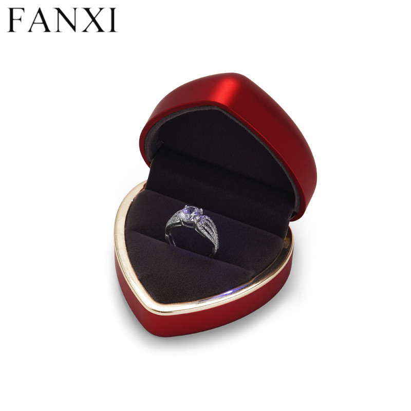 Red heart design jewelry packaging box for ring