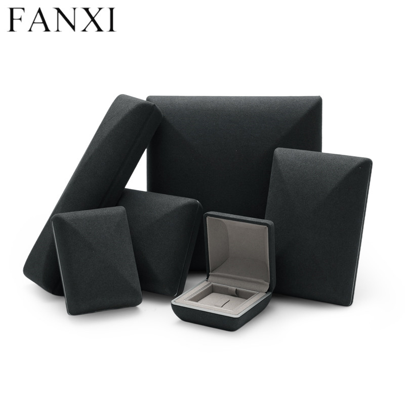 Black jewelry packing box for ring pendant bangle bracelet necklace