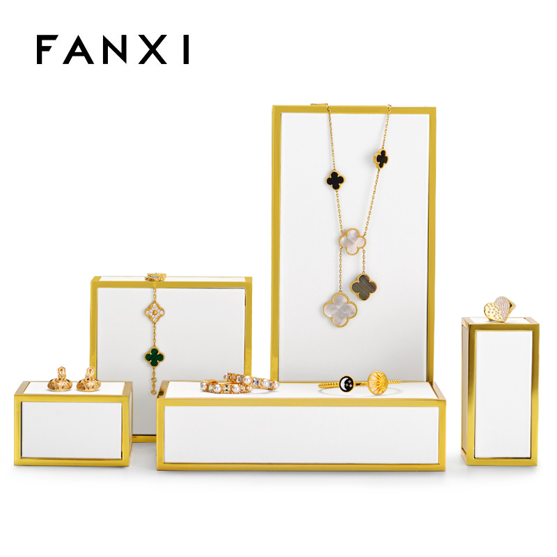 New design white leather jewelry display set with metal frame