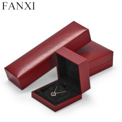 Custom leatherette paper jewelry packaging box