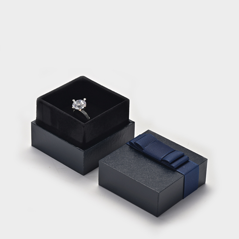 Custom logo jewelry packging box with bowknot