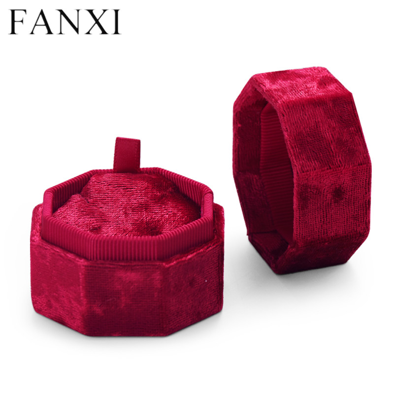 Red flannelette velvet jewelry pendant packaging box