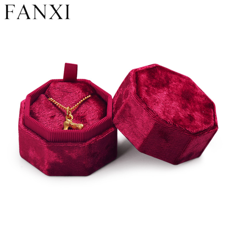 Red flannelette velvet jewelry pendant packaging box