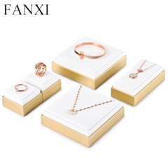 Luxury PU leather jewelry display stand set