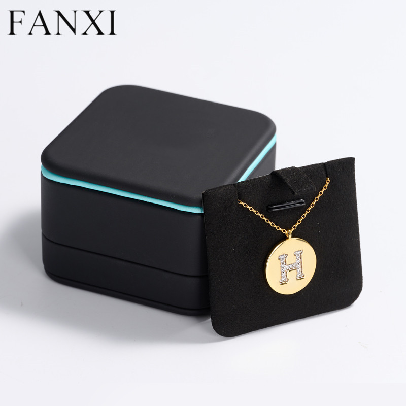 Custom logo/colour PU leather jewelry box with microfiber inside