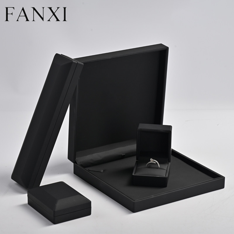 FANXI wholesale rubber paint black jewelry box for ring earring pendant bangle bracelet necklace