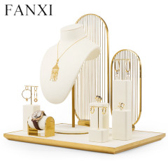 New design metal frame luxury jewelry display stand set