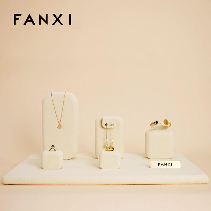 FANXI new customized beige microfiber jewelry display stand ring earrings pendant bracelet bangle necklace jewelry display set