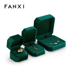 Custom logo/colour green velvet jewelry packing box