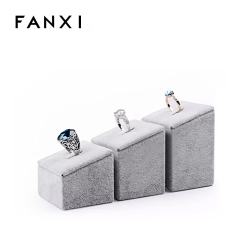 FANXI China Wholesale Square Wedding Ring Display Set Stand For Counter Shop Gray Ice Velvet Ring Display Holder