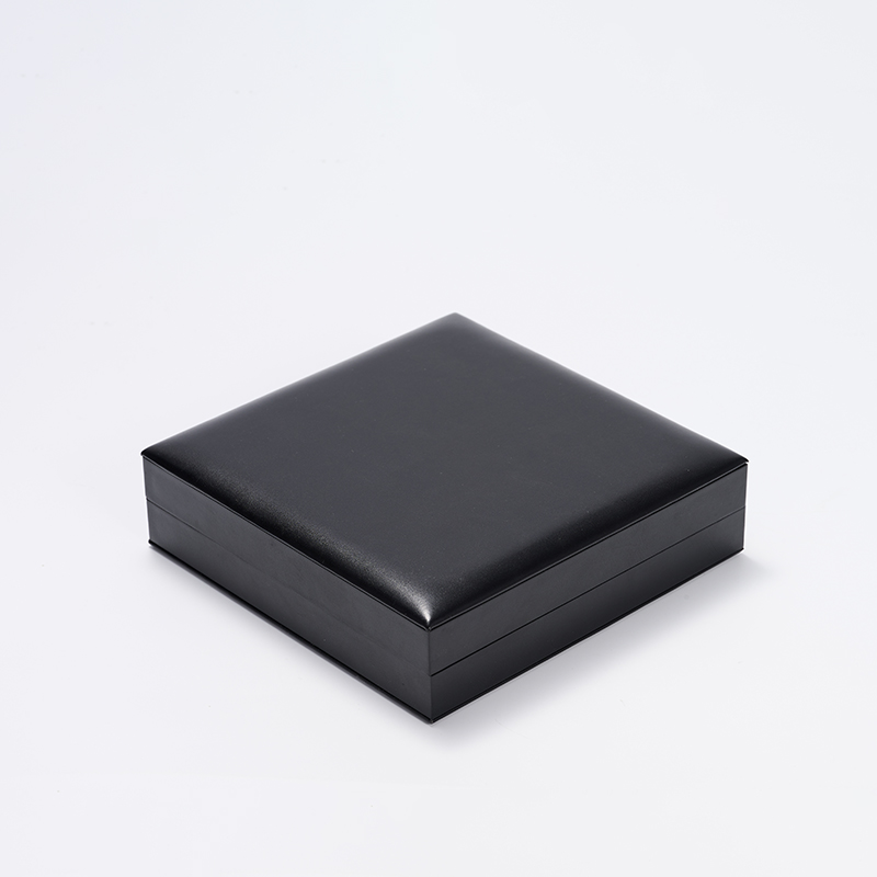 FANXI factory customize logo colour balck leather jewelry packaging box with suede inside