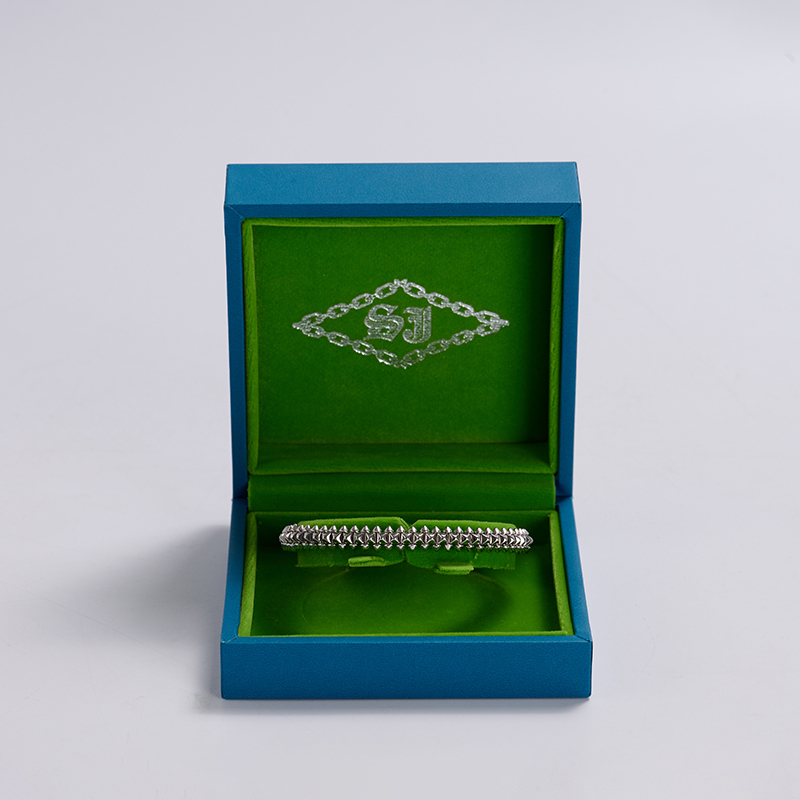 blue jewelry box_the jewelry box_luxury jewelry box