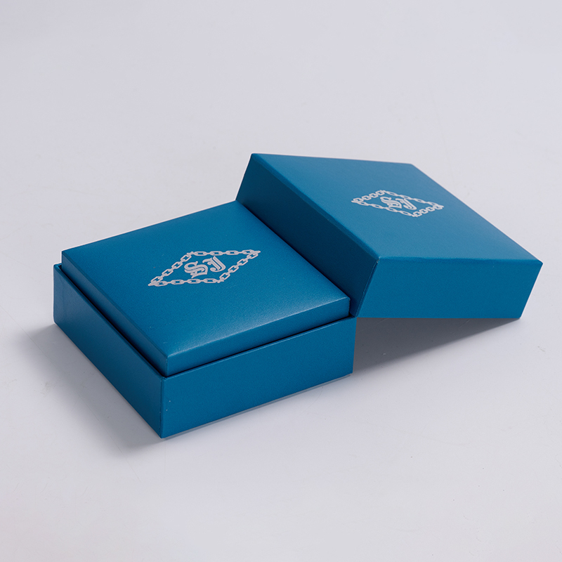 blue jewelry box_the jewelry box_luxury jewelry box