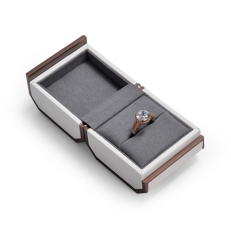 fancy ring box_leather ring box_diamond ring box