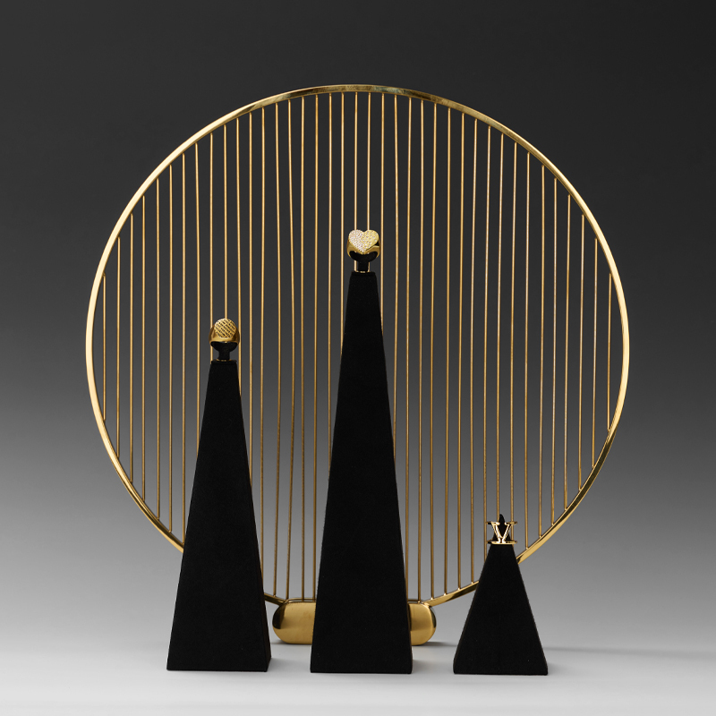 homemade jewelry display ideas_jewelry display counter_black jewelry stand