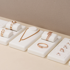 FANXI luxury white colour jewelry display set
