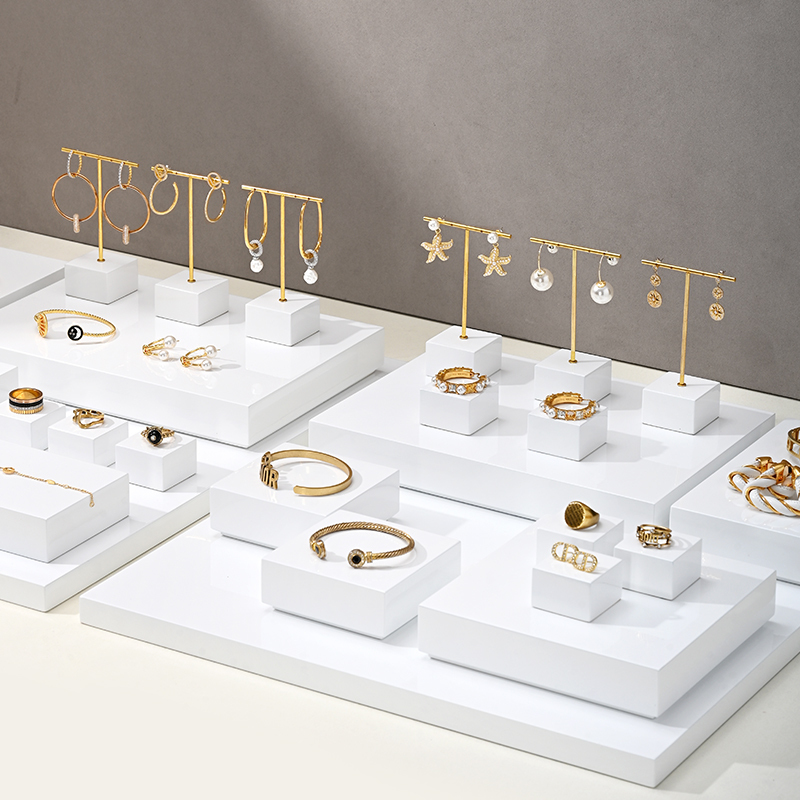 FANXI luxury white colour jewellery display exhibitor