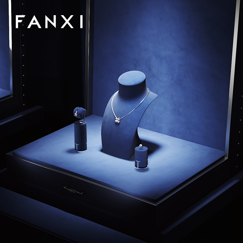 FANXI luxury leather and microfiber necklace display bust display stands