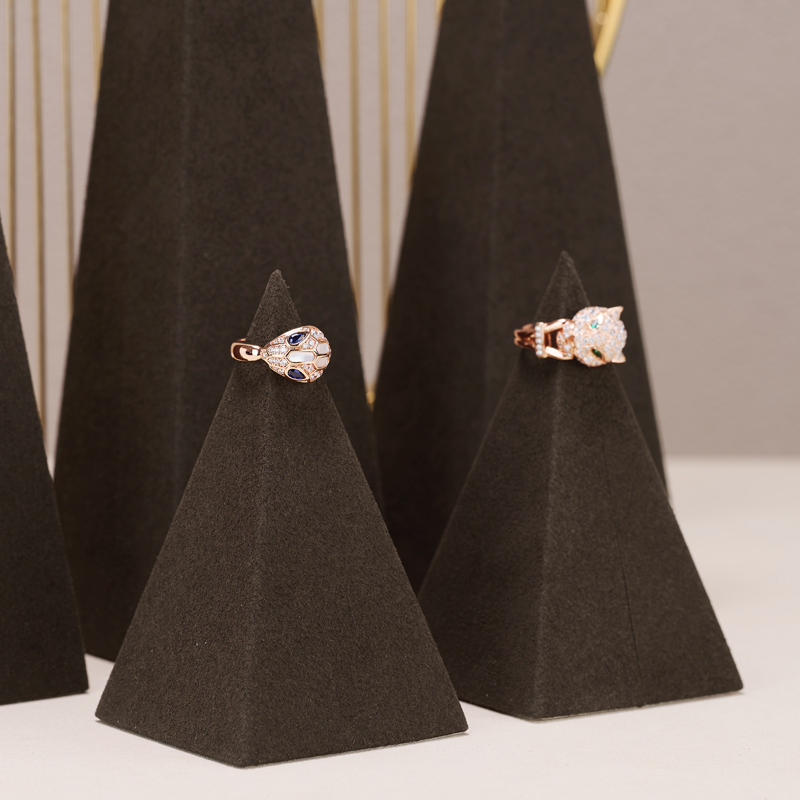 FANXI luxury brown Metal Microfiber jewellery display