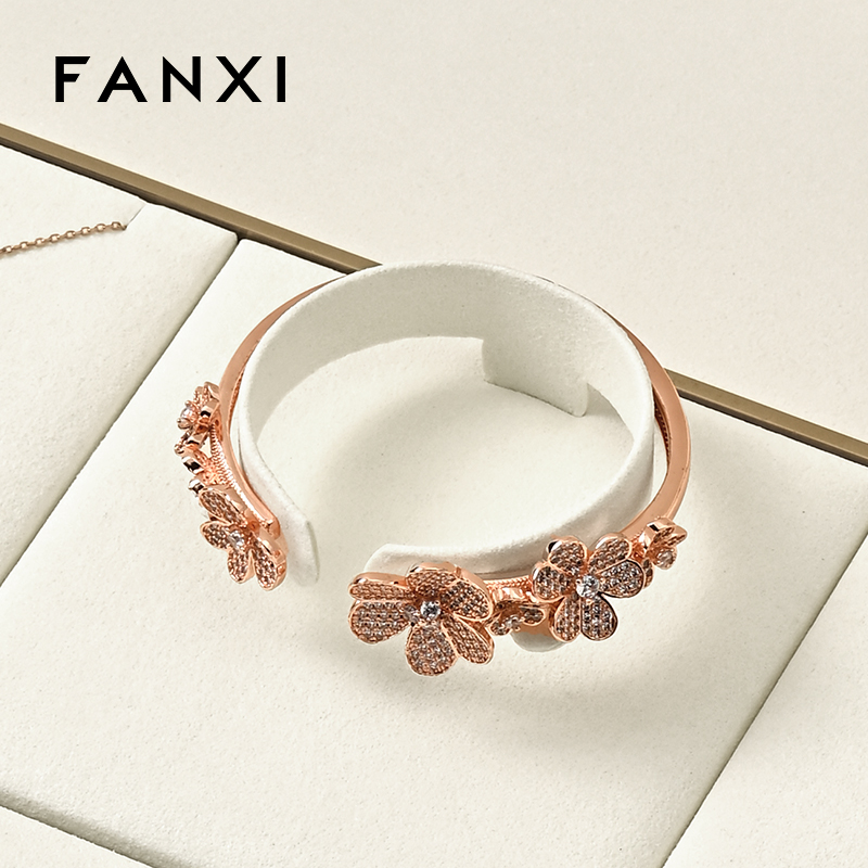 FANXI luxury Beige Microfiber metal Jewelry display set series