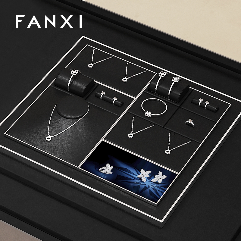 FANXI Black Leather metal luxurious jewelry display