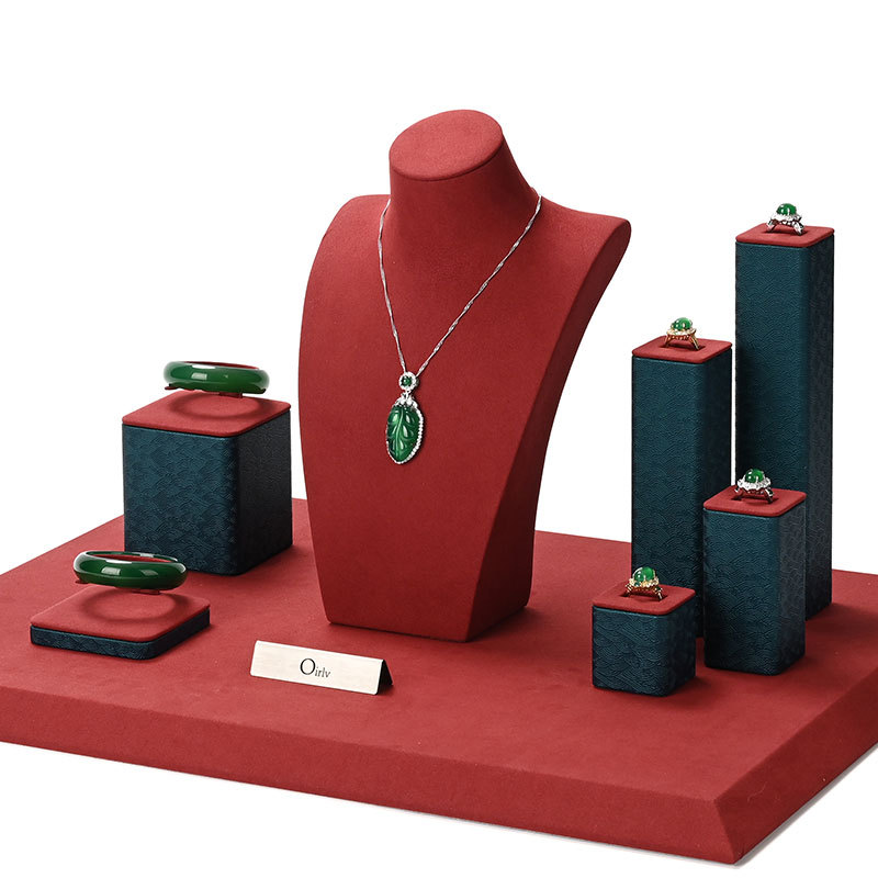 FANXI custom Green and Red Microfiber leather jewellery display