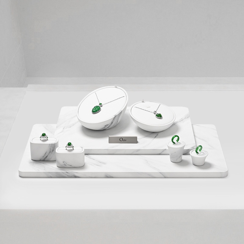 FANXI hot sale white leather luxury jewelry display set