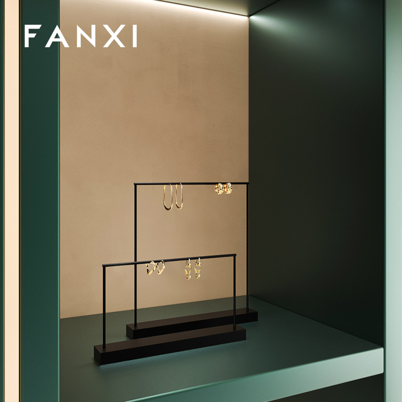 FANXI wholesale Black metal luxury jewelry display stand
