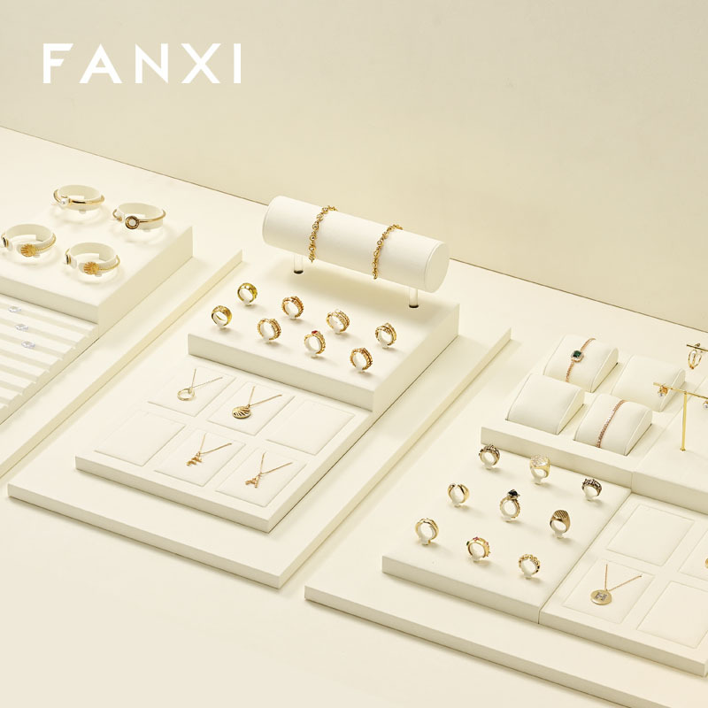 FANXI new arrival Beige Microfiber jewellery ring display