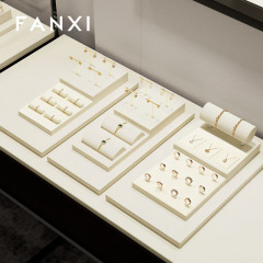 FANXI new arrival Beige Microfiber jewellery ring display
