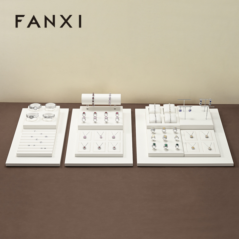 FANXI factory White Leather luxury jewellery display