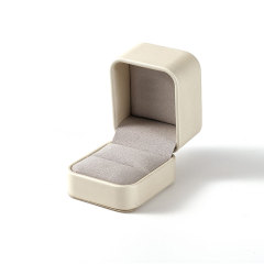 FANXI Factory beige leather Microfber Ring Box