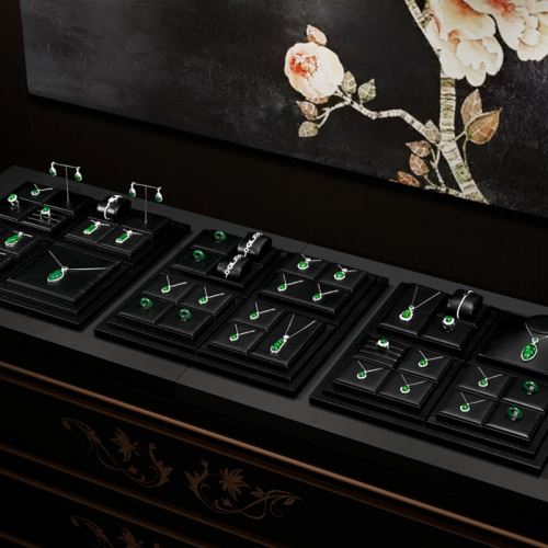 FANXI Luxury Black leather Jewelry display set