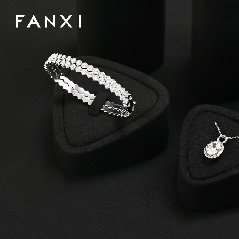FANXI Fashion Black Microfiber Jewelry display set