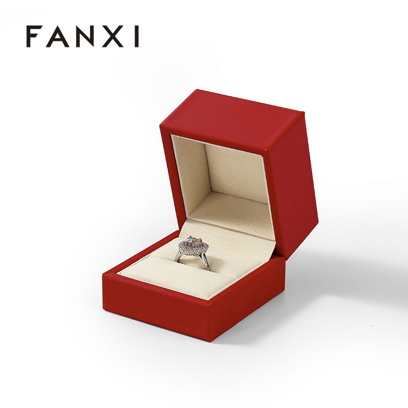 FANXI Custom red microfber Ring Box