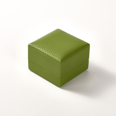 FANXI Custom Fluorescent Green leatherette paper Ring Box