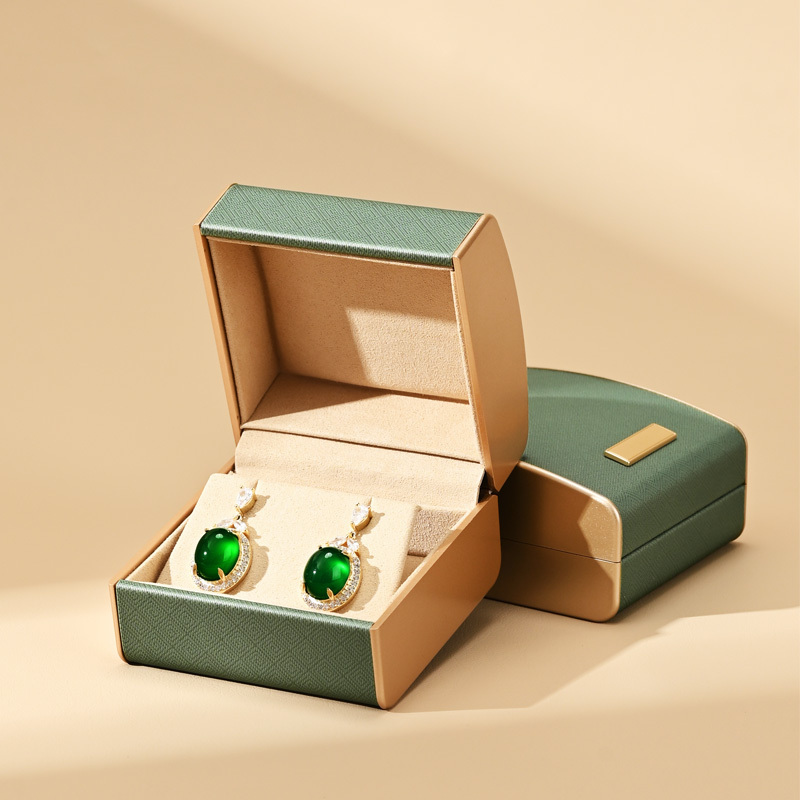 FANXI green acrylic and leather Jewelry box