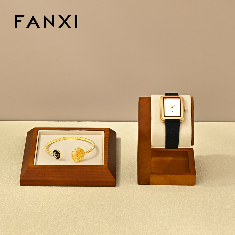 FANXI Luxury beige Woodeny Watch display stand