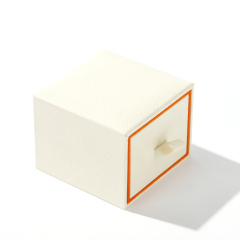 FANXI Custom white velvet inside ring box