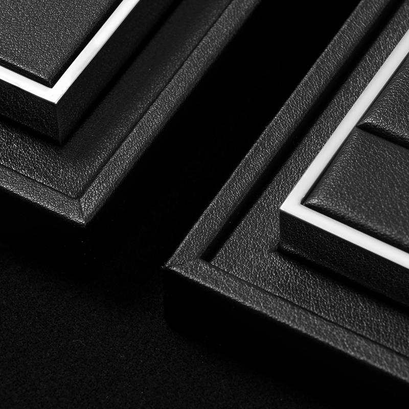 FANXI Luxury Black PU leather Jewelry display set