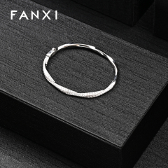 FANXI Wholesale Black Leather Jewelry Display